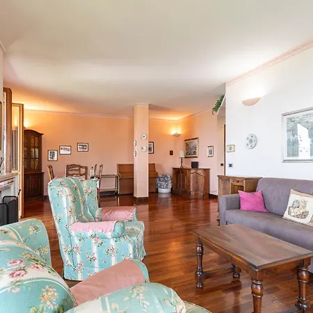 Arona Vista Panoramica Appartement