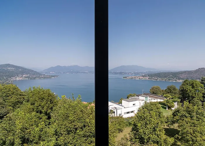 Appartamento Arona Vista Panoramica *